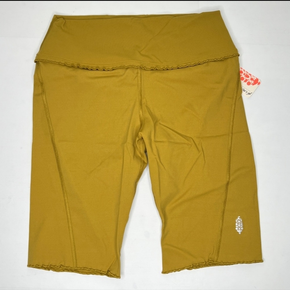 NWT free people heart rate shorts